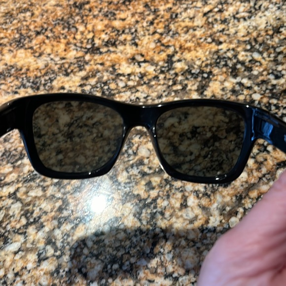 Ray-Ban Polarized - Picture 4 of 7